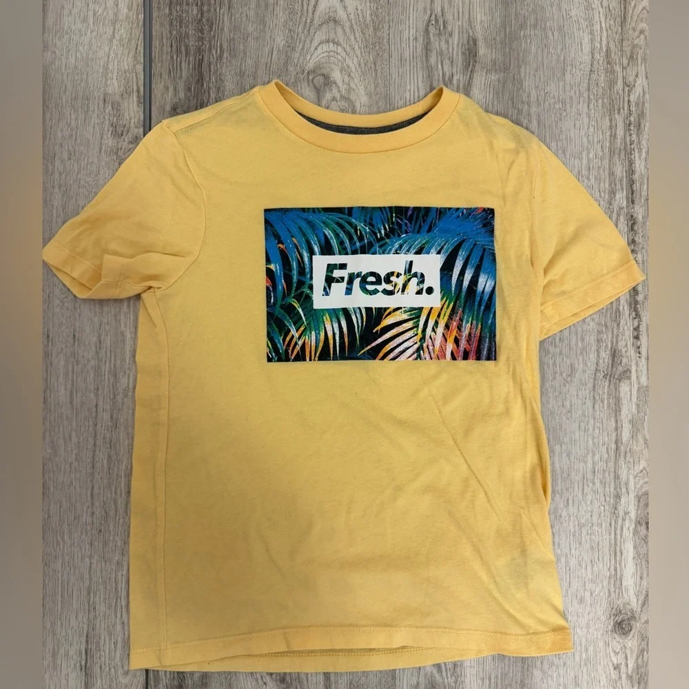Old Navy Yellow Short Sleeve Tee with Tropical Graphic